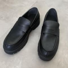 GU ブラック チャンキーソールローファー 27.0cmのサムネイル
