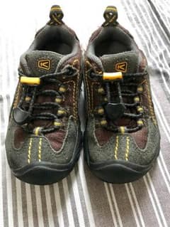 値下げ！KEEN スニーカー キッズ 16cmのサムネイル