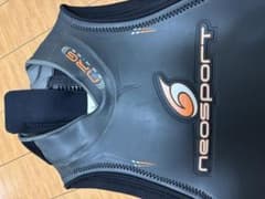 ウェットスーツのサムネイル
