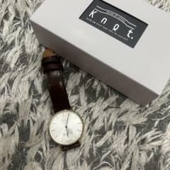 KNOT  腕時計　ゴールドのサムネイル