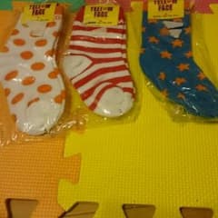 子供靴下3枚組未使用品10－15センチ！のサムネイル