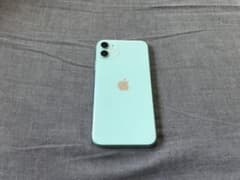 ルーナさん　専用iPhone11 128 SIMフリーのサムネイル