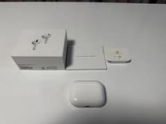 極美品・おまけ付き】Apple AirPods Pro 3 - メルカリ