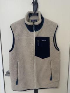 美品⭐️patagonia フリースベスト M ベージュ/ネイビー 中古・古着通販】Patagonia (パタゴニア) フリースベスト ベージュ