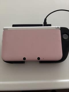 Nintendo 3DS LL 本体 ピンクのサムネイル