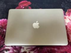 MacBookAir 2017年 256GBモデル メモリ8GB 動作品のサムネイル