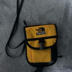 supreme north face ポーチ　ショルダーのサムネイル