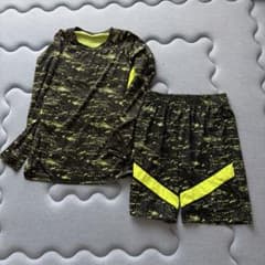 HIKSA メンズ 長袖×ショートパンツセットアップのサムネイル