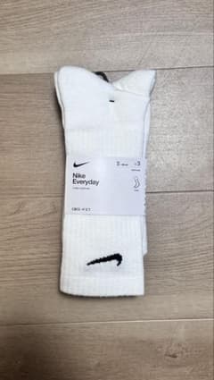 【未使用】Nike Everyday ホワイトソックス サイズ3のサムネイル