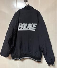 美品】Palace REVERSIBLE QUILTED BOMBER - メルカリ