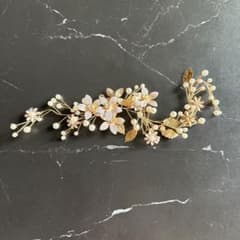 美品 ウェディング ヘッドドレス ヘアアクセサリーのサムネイル
