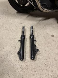 v125sフロントフォーク 左右セットのサムネイル
