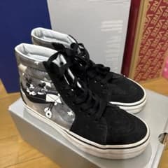 Vans × Disneyのサムネイル