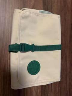 Starbucks 2025 トラベルポーチのサムネイル