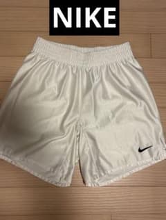 NIKE ハーフパンツ ホワイト サッカー フットサルのサムネイル
