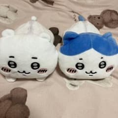 ちいかわ　ぬいぐるみポーチ　ハチワレセットのサムネイル