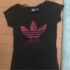 アディダスオリジナルス Tシャツのサムネイル