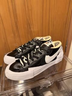 新古品sacai×NIKE Blazer Black Patent 29cmのサムネイル