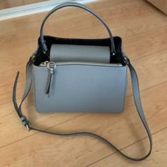 ZARAバッグのサムネイル