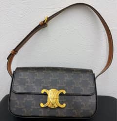 ⭐︎ほぼ新品⭐︎CELINE トリオンフ ショルダーバッグのサムネイル