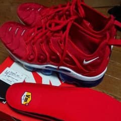NIKE ナイキ  エアヴェイパーマックスプラス 黒タグ 新品ソール付きのサムネイル