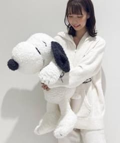 ジェラートピケ  スヌーピーBIGぬいぐるみのサムネイル