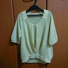 トップスのサムネイル
