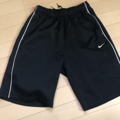 NIKE ナイキ ハーフパンツMサイズのサムネイル