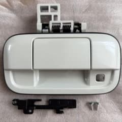 スズキ エブリイ DA17V DA17W バックドア リアゲートハンドル Z7Tのサムネイル
