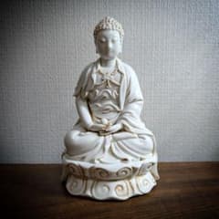 精工復刻 70-80s 中国白磁 釈迦如来坐像 18cm　徳化窯様式　美術工芸品 精工復刻 70-80s 中国白磁 釈迦如来坐像 18cm 徳化窯様式 美術工芸品