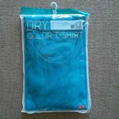 ユニクロ カラーTシャツのサムネイル