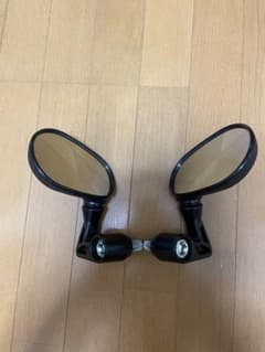 新型xsr900 純正ミラーのサムネイル