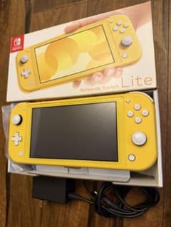 Nintendo Switch Lite イエロー 本体 箱・充電器付きのサムネイル