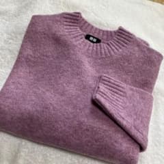新品　UNIQLO スフレヤーンクルーネックセーター レディースＳ　パープルのサムネイル