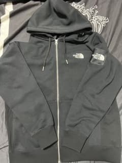 THE NORTH FACE ブラックパーカーのサムネイル