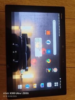 docomo Androidタブレット 本体のサムネイル