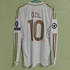 11-12 ÖZIL レアル・マドリード 長袖 ユニフォーム 背番号10 - メルカリ