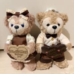ダッフィー シェリーメイ 2011ねん ぬいぐるみバッジ ペアセット