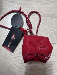 JENNIE X MINISO コラボ イヤホンケース 新品未使用 - メルカリ
