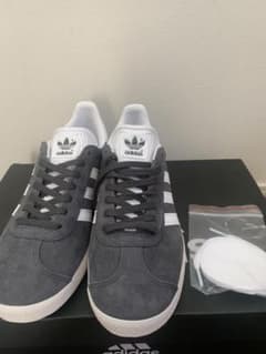 adidas アディダス オリジナルス　ガゼルスニーカーのサムネイル