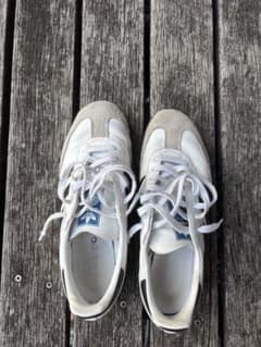 adidas SAMBAのサムネイル