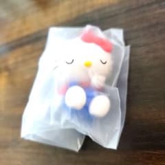 肩ズンFig ハローキティのサムネイル
