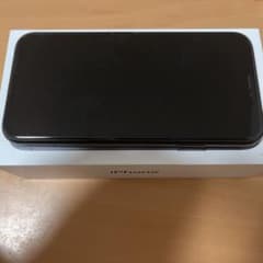 iPhone XR Black 64GB SIMロックフリーのサムネイル
