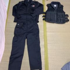 そろそろ処分Umbrella Corporation SWATベストと上下 - メルカリ