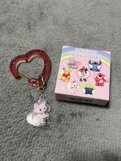 ディズニーストア　シークレットカラビナ　マリー　Disney storeのサムネイル