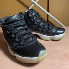 ナイキ エアジョーダン11 レトロのサムネイル