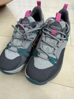 新品未使用　MERRELL SIREN 4 GTX 23.5cmのサムネイル
