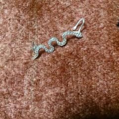 蛇ピアス 軟骨までお洒落！のサムネイル