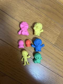 ドラえもん 消しゴム 7個セット レトロ キャラクター 文房具 コレクションのサムネイル