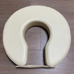 LOOKIT  魔法のU字クッション　円座　産後のサムネイル